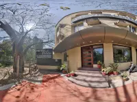 Hotel Pride Hotels near Rock Garden of Chandigarh