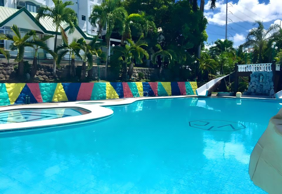 4. V 리조트 다스..