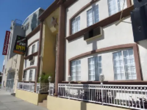 Hollywood Stars Inn Hotels near Griffith Observatory