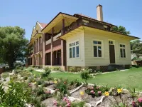 Cockatoo Island Accommodation Hotels in Linley Point