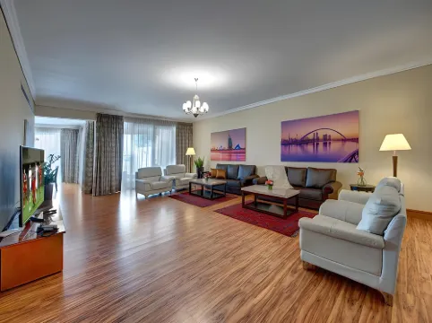 J5 Villas Holiday Homes Barsha Gardens