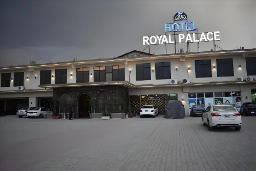 Hotel Royal Palace - 2-Star