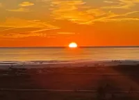 Beachfront & Beautiful - Spacious 3BR/2BA On Dauphin Island - Amazing Amenities - Beach