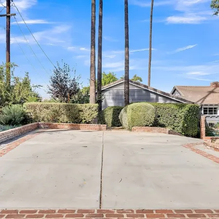 Charming guest house in Riverside near UCR, Mission Inn and Downtown