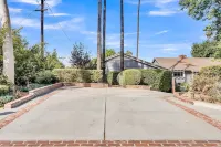 Charming guest house in Riverside near UCR, Mission Inn and Downtown Hotel in zona Riverside Metropolitan Museum