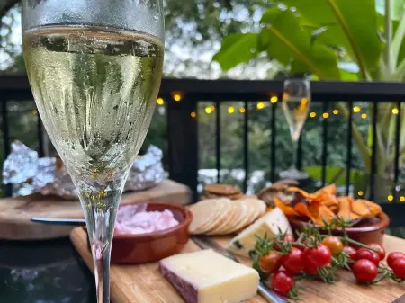 Banana Hut: Cosy, Spacious & Tranquil Отели рядом со станцией NAMBOUR RAILWAY STATION