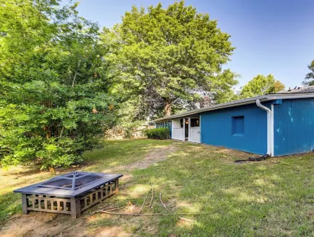 The Space Place: Cosmic-Themed Family Getaway Near Hotspots in Tulsa, Oklahoma!