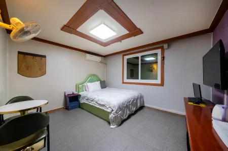 Busan Seodong Pares Отели рядом с достопримечательностью «Пусанский университет иностранных языков»