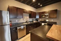 1 BDRM Downtown Minocqua! Perfect for couples or work trips!