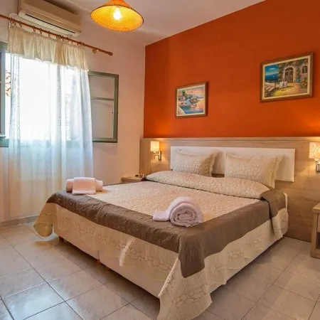 Dora I Studio - Cozy With bay View