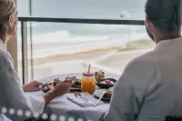 Novotel Newcastle Beach - breakfast