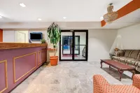 Super 8 by Wyndham Dallas South - Jacuzzi