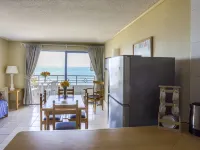 MR. Mar Suites Hotels near Cochoa Beach