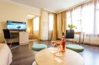 Geneva Hotel - 4-Star