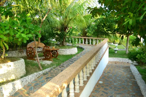 Eden Resort