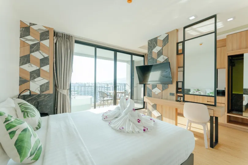 Sky Wave Patong