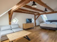 Oficyna Przy Pałacu Krobielowice Hotels in Wroclawski