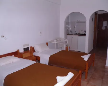 Galaxias Studios Hotels in Faistos