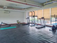 Compact and Relaxing Studio at Dave Apartment - Gym