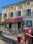 Hôtel Restaurant la Renaissance Hotels in Cros-de-Georand