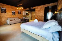 Domaine de la Mautanne Hotels in Sainte-Tulle