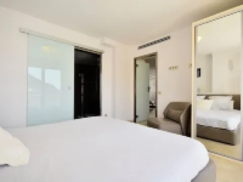 Atico Suite Ola Blanca Hotels in Finestrat