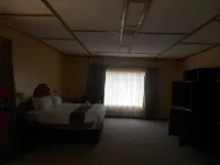 Pebble Rock Lodge Hotels in 