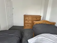 นอตตี้ แอช - 3 เตียง - นอนได้ 6 คน - ที่จอดรถในสถานที่ โรงแรมใน