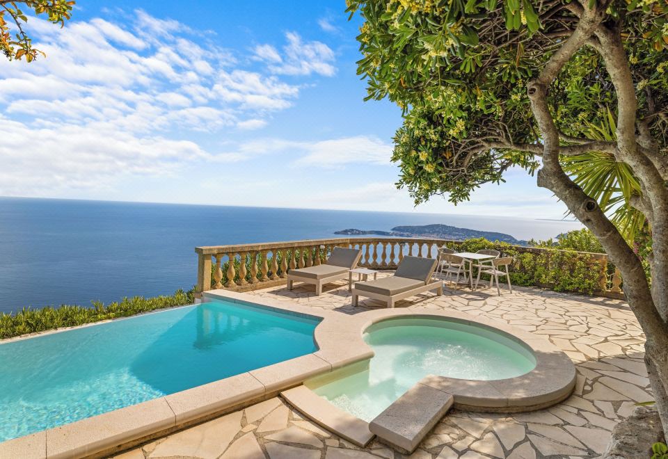 라 셰브러 디오르 뷰