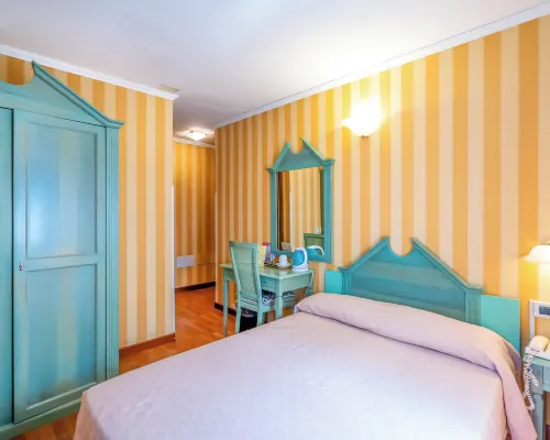 Hotel Tintoretto Hotels near Anfora