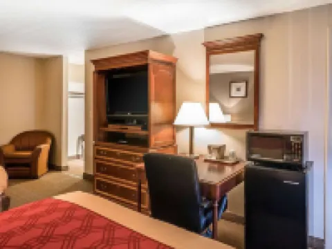 Holiday Lodge Yakima Hotels in Yakima