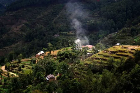 Nagarkot Naldum Village Resort Отели рядом с достопримечательностью «Nagarkot Waterfall»
