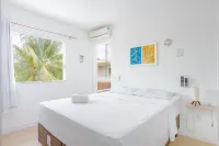 GB01 Excelente Casa 4 Suítes - Guarajuba