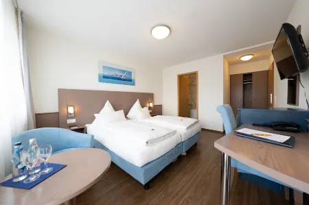 Ates Hotel Kehl Отели рядом с достопримечательностью «Passerelle Mimram»