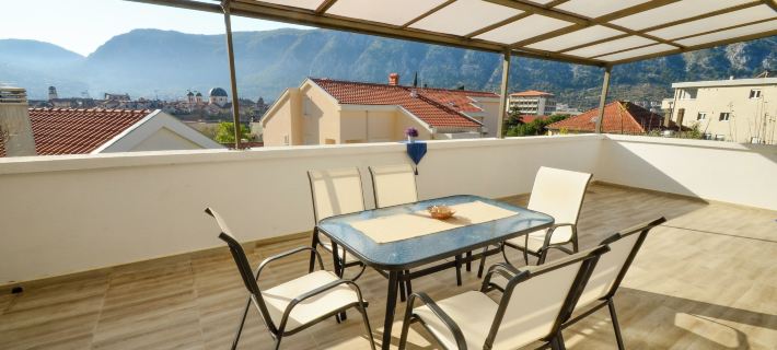 Apartments Tea Kotor Hotels in Dobrota