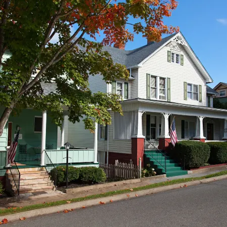 The Guest House Inn on Courthouse Square