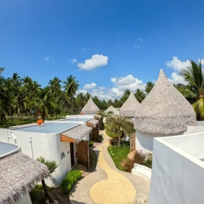 Resto Sea Resort - Baan Krut Hotels near Wat Thang Sai