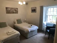 The Punchbowl Inn Hotels near Penrith Castle