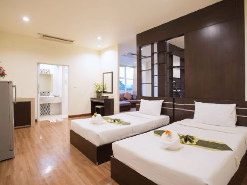 โรงแรมธาราคีรี เพลส