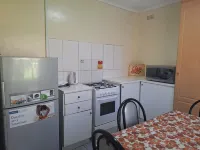 Cottage - Sleeps 4 Pool & Private Parking - Pet friendly
