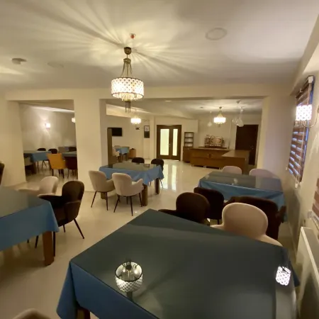 Grand Life Hotel