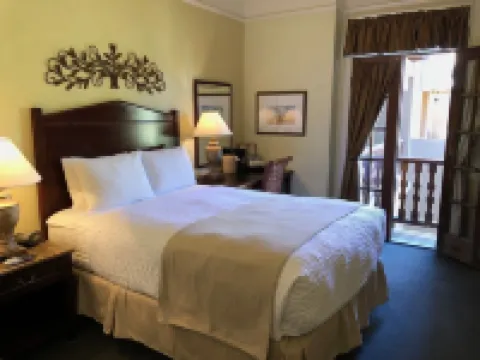 Hotel El Capitan Hotels in Culberson County