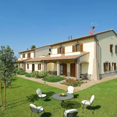 Villa in Cannara with Pool Near Assisi