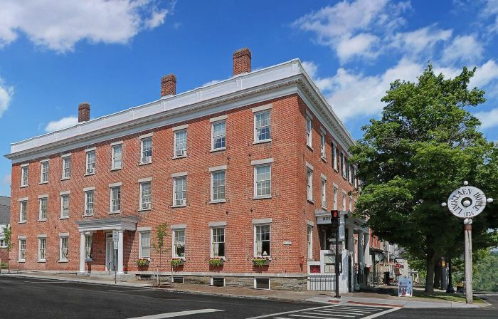 The Lincklaen House