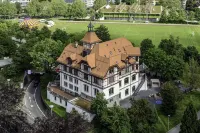 Militärkantine St. Gallen Hotels in Хундвиль