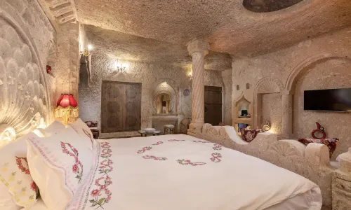 Kayata Cave Suites