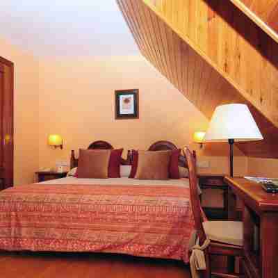 Eth Pomer Rooms