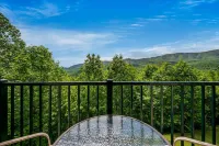 Private Balcony w Views Heated Pool Full Kitchen Hotel di Cosby