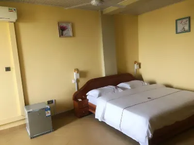 Jlw Hostel Hoteles cerca de Nana's House