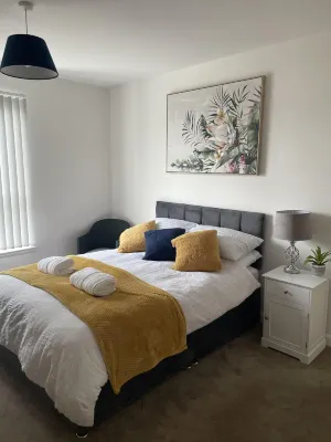The Paisley Penthouse - Stunning Abbey View Hotels in 